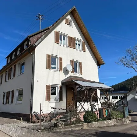 Am Wiesenrain
