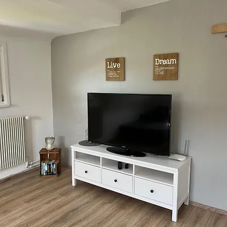 アパート Am Wiesenrain バイアースブロン